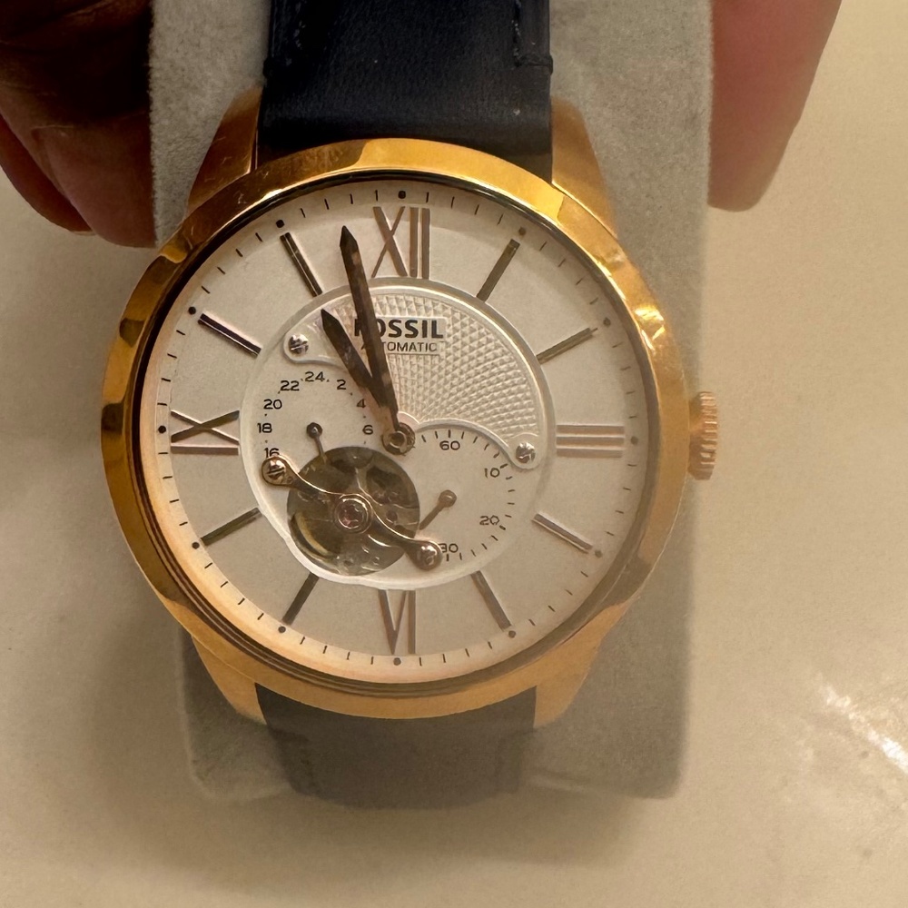 Men’s fossil watch